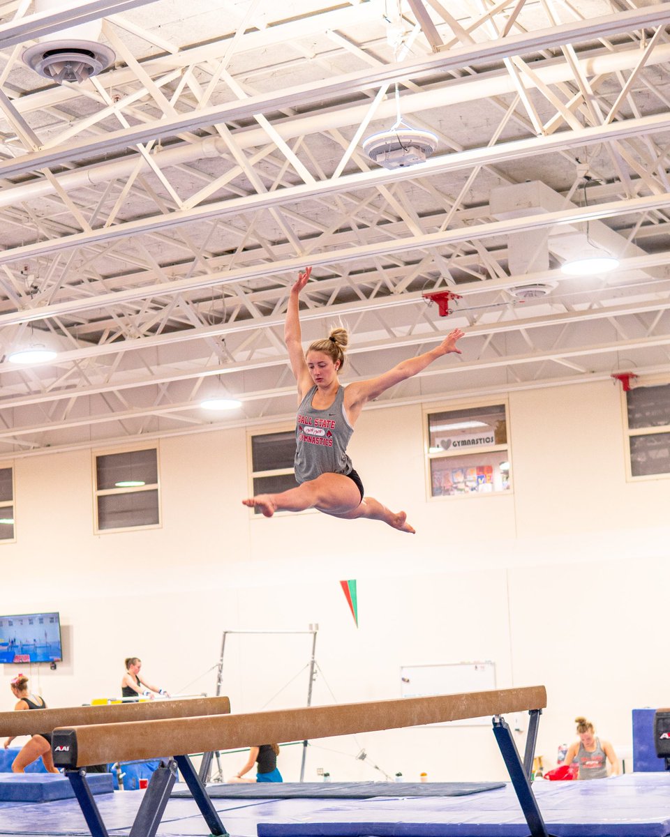 BallStateGYM's tweet image. Feels SO good to be back in the gym!!

#ChirpChirp x #WeFly