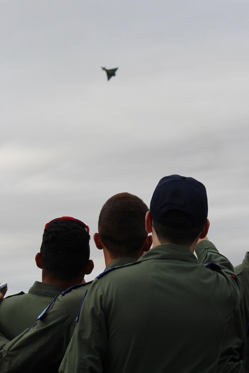 After a busy morning of escorting VIPs, our QAIs took the afternoon to enjoy the Air Display part of #AirAndSpaceCamp Industry Day! 

Thank you to the QAIs for all their hard work, you’ve been amazing👏

#QAIC <a href="/2ftsCamp/">2FTS National Air & Space Camp</a> <a href="/aircadets/">RAF Air Cadets</a>