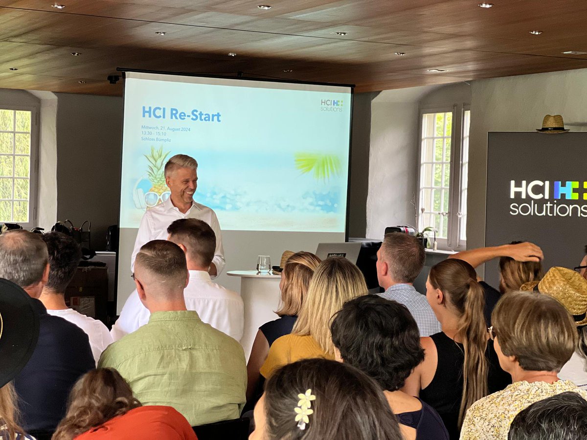 Summer Re-Start 2024: Gemeinsam in die Zukunft! 🌟 Gestern feierten wir unseren Re-Start voller Energie! 🎉 Highlight: die Einweihung des #Swingspace mit Galenica. Ein unvergesslicher Abend! 🎈 Danke an unser fantastisches #Team und Galenica! 🚀 #SummerReStart #ZukunftGestalten