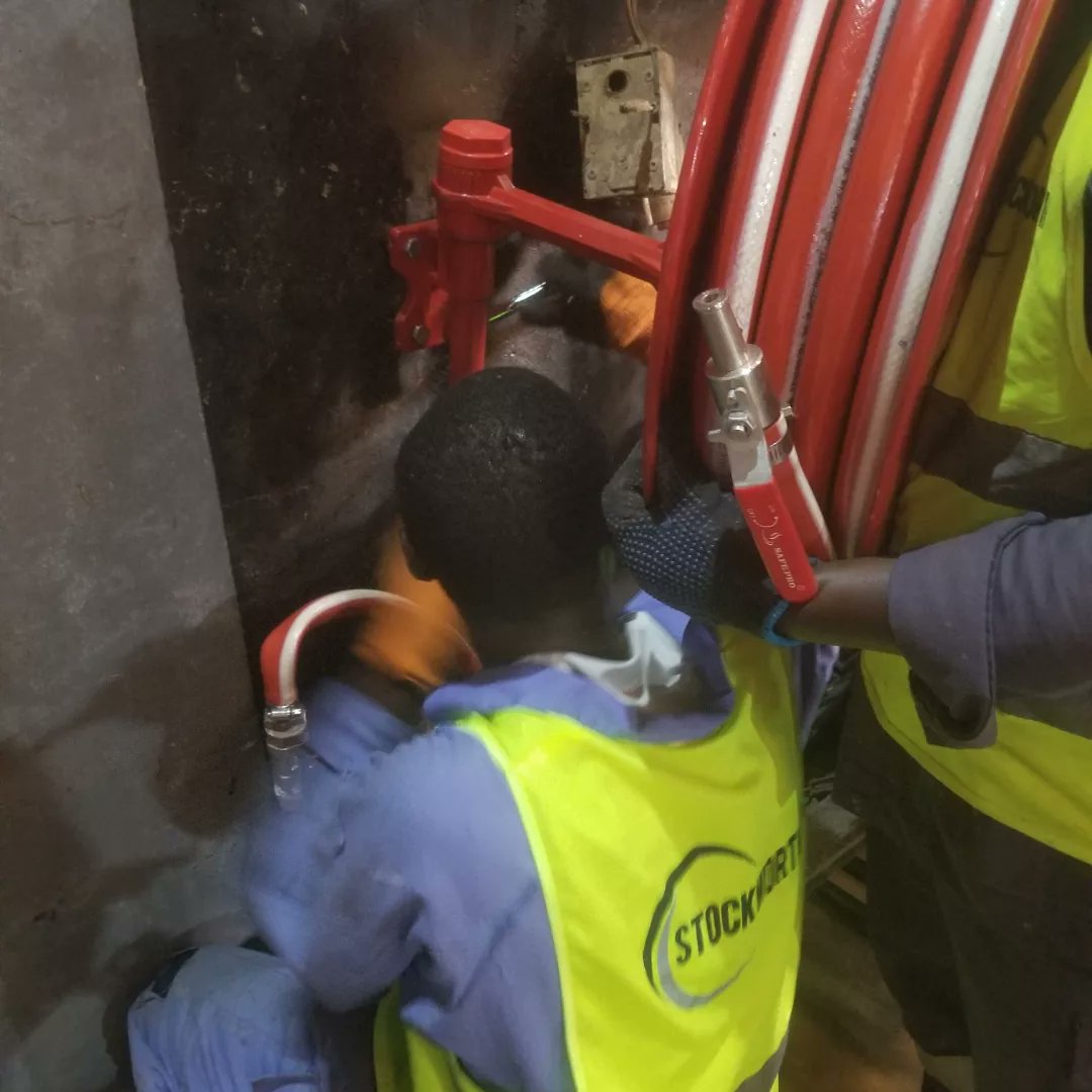 StockworthUG's tweet photo. Installation Of A #fire Fighting System With Horse Reels 
#SafetyFirst #Trending https://t.co/7RafCnO5Bq