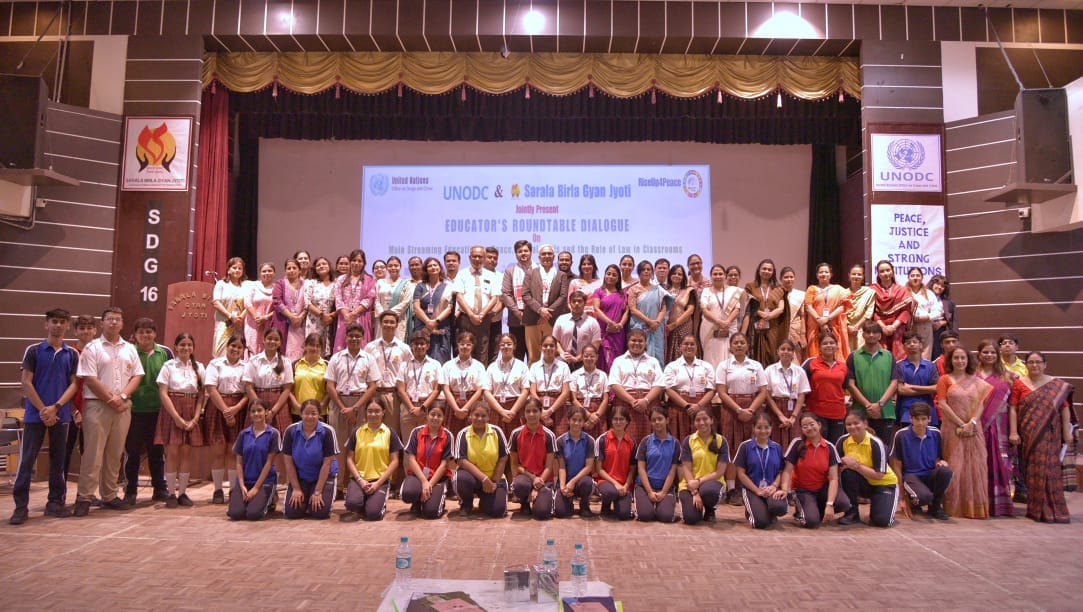 UNODC South Asia (@unodc_rosa) on Twitter photo Nothing beats the energy of students & educators brainstorming for a brighter future!
In Guwahati, Assam🇮🇳, 14 schools joined <a href="/UNODC/">UN Office on Drugs & Crime</a>'s #RiseUp4Peace workshop, hosted in partnership with Sarla Birla Gyan Jyoti School, to promote peace, lawfulness & integrity through education! Nothing beats the energy of students & educators brainstorming for a brighter future!
In Guwahati, Assam🇮🇳, 14 schools joined <a href="/UNODC/">UN Office on Drugs & Crime</a>'s #RiseUp4Peace workshop, hosted in partnership with Sarla Birla Gyan Jyoti School, to promote peace, lawfulness & integrity through education!