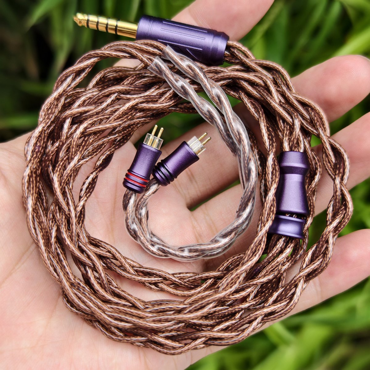 モデル: HugLaura 🫂 NICEHCK Lauraシリーズ第2弾ケーブル~#RT希望