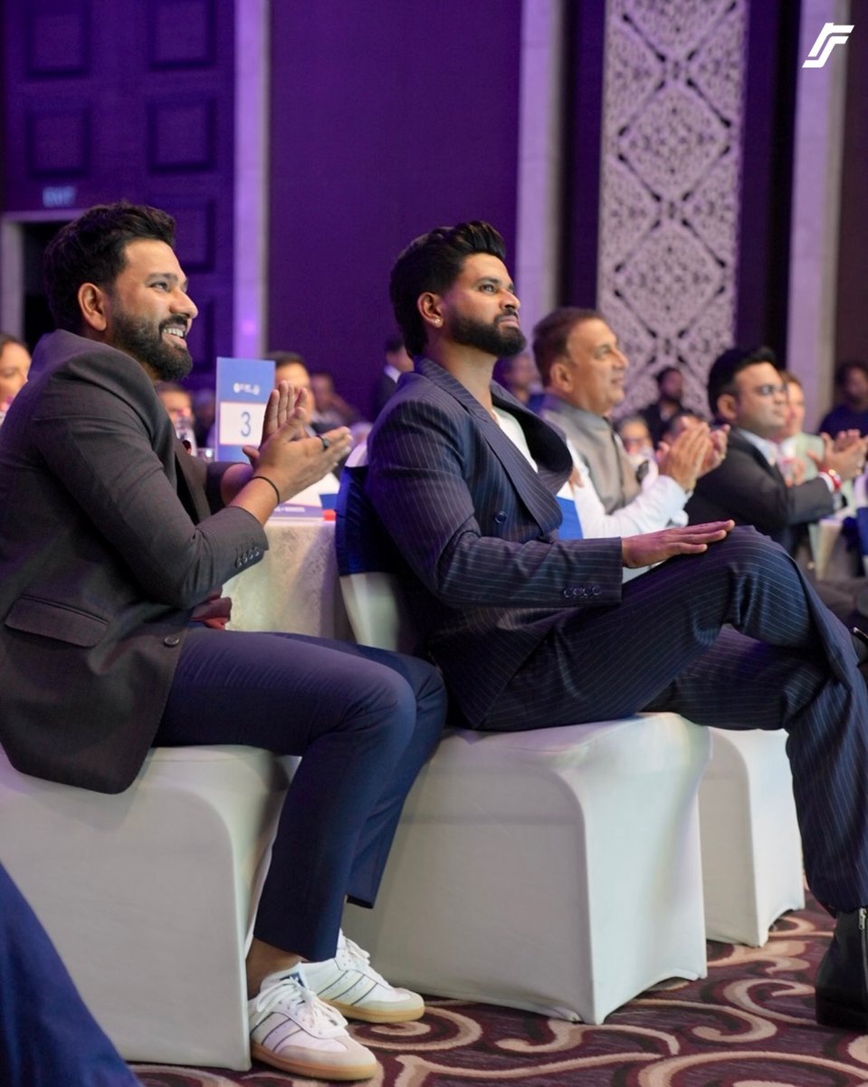 Team45Ro tweet media