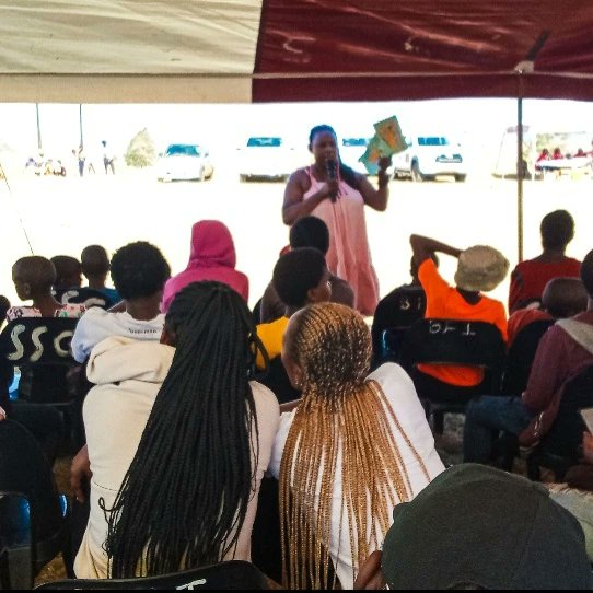 phumelela_sd's tweet photo. We were part of the Youth Health Day by @SEswatini & AHF, held in Maliyaduma. The event focused on health matters, HIV prevention & treatment, and raising awareness against GBV. Siyabonga kakhulu @SEswatini and AHF for having us.
#EndGBV #Here2Talk #phumelelaproject #mentalhealth https://t.co/Olyqqb2C8E