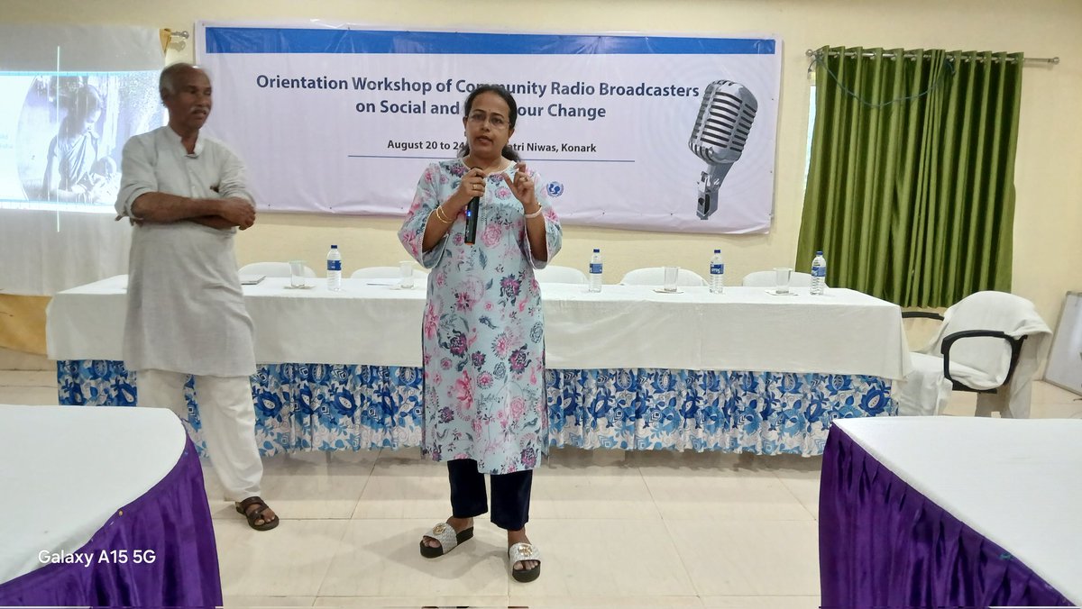 RojalinKonark's tweet image. Orientation Workshop for Community Radio Broadcasters on Social and Behaviour Change, Organised by Young India &amp;amp; UNICEF at Konark. Day 3 Prajna choudhury Discussed about the Exclusive Breastfeeding, #complementaryFeeding  #communityradio4change #communityradio