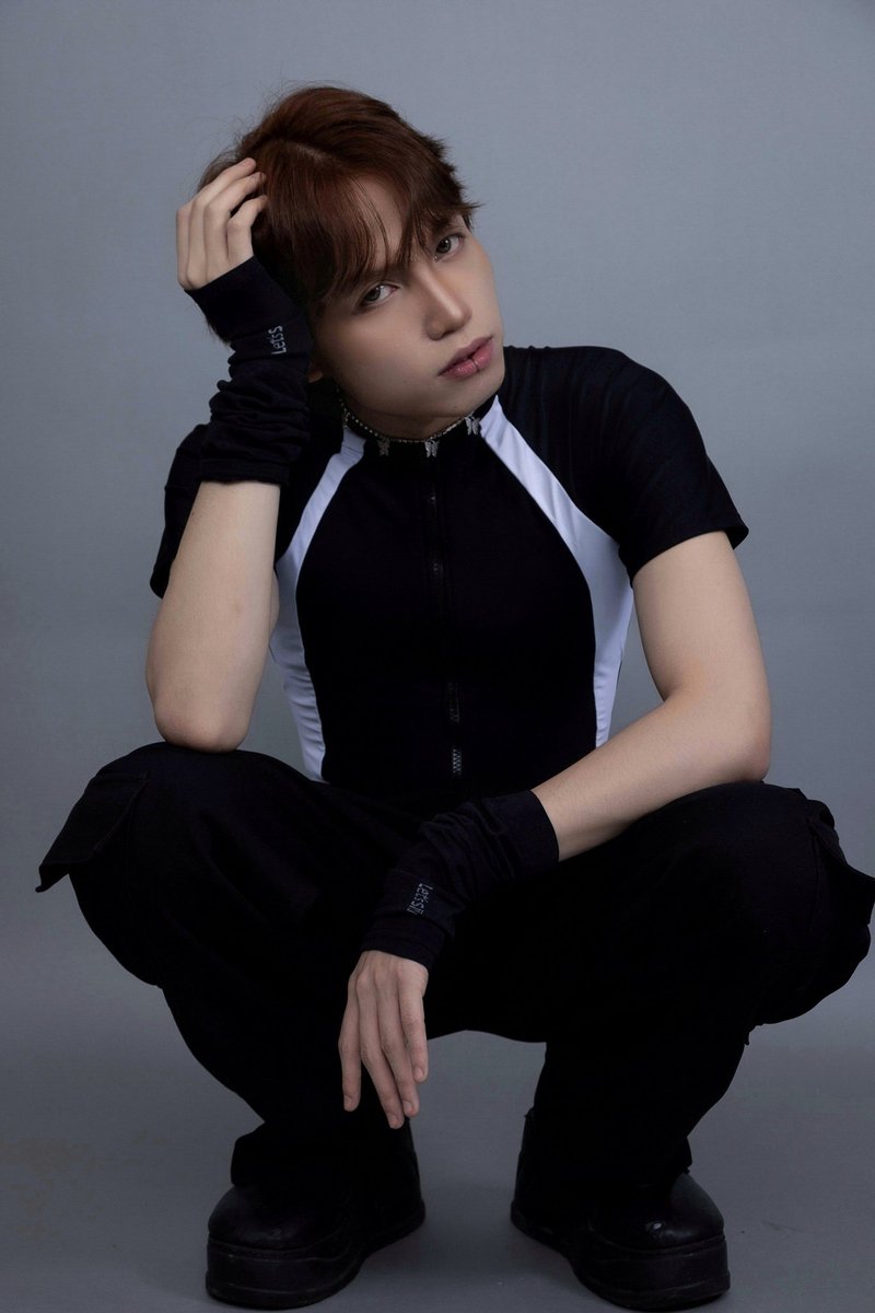 [⭐️] SY•NC SPECIAL PHOTO - CLYN

Come chat with CLYN this Saturday on TikTok Live

🔜 08.24.24 

#SYNCPH #SYNC_CLYN