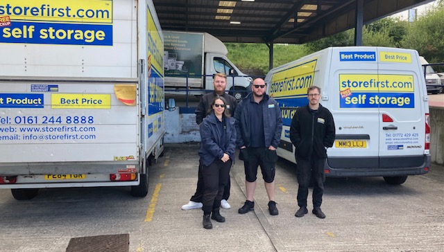 Storefirst_UK's tweet photo. Our triple whammy team of St. Helens, Preston and Manchester on a leaflet drop 😎💪

#Storage https://t.co/UfgK4GYosu