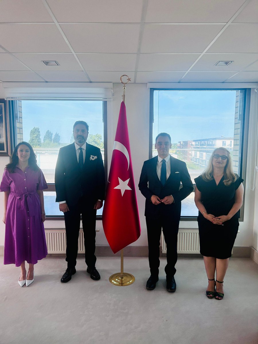 Türkiye in Düsseldorf tweet media