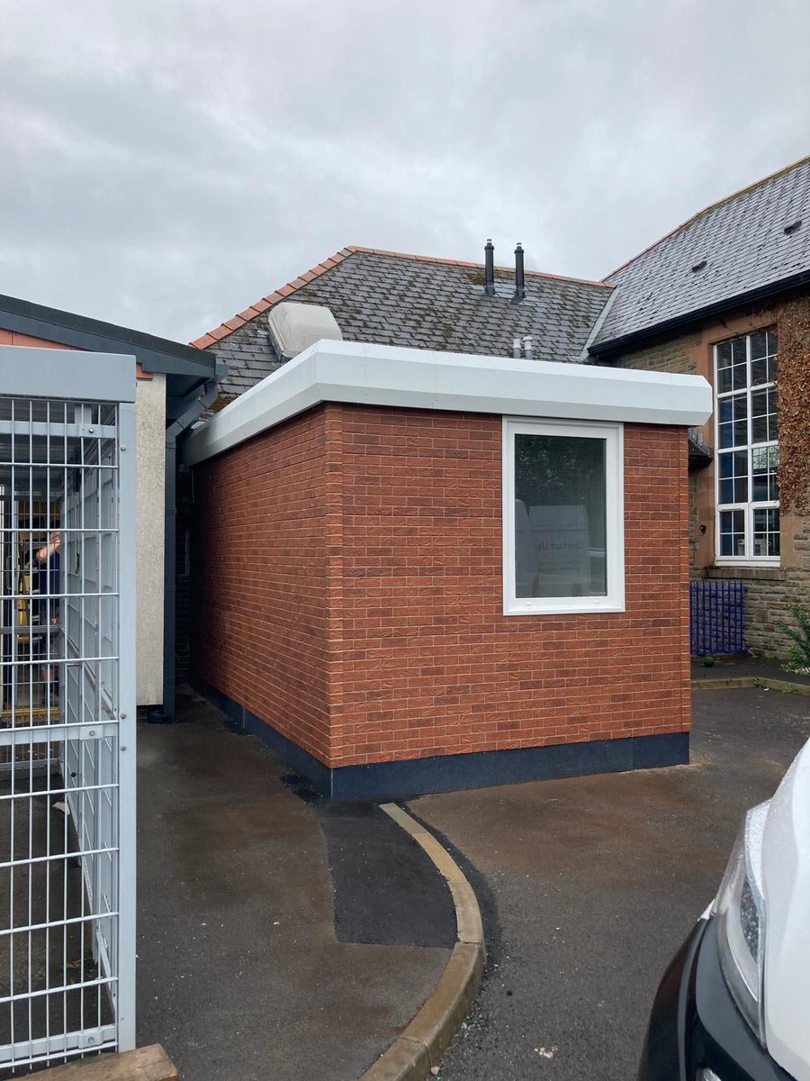modex_spaces's tweet image. Another delivery &amp;amp; installation complete for a repeat Client #modularbuilding #cladding
