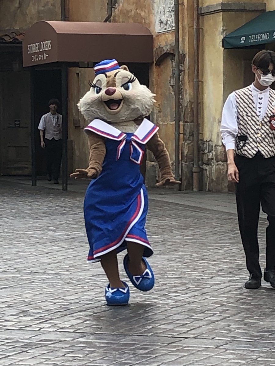 DisCharHunt's tweet photo. When asked what my favourite Disney park is, the answer has always been Tokyo DisneySea.

The last two trips have seen massive changes and its not as international friendly as it was previously. 1/- https://t.co/7dfaNtRV0J