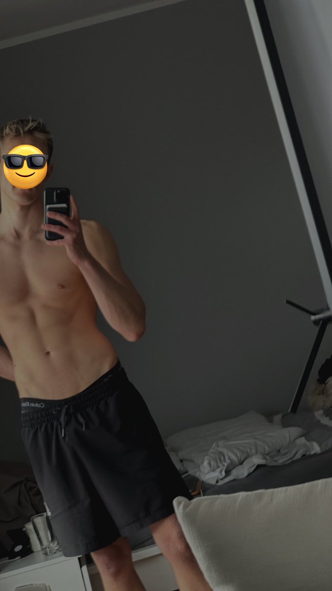 its_fynntastic's tweet photo. RT if you’d eat me for breakfast 🌶️

Uncensored content: https://t.co/hJ8UykuN6F
.
.
.
#gay #twnk #twunk #hung #horny #boy #fuckboy #gaytwink https://t.co/f3YAq0uuoj