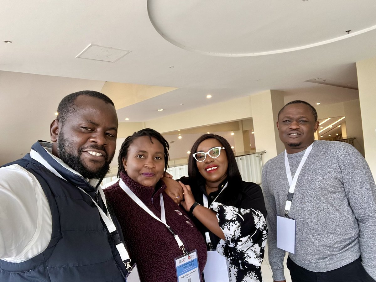 Our team at the Young Scientists Kenya 2024 event in attendance and as judges. #ExperimentoKenya #STEM #STEAM