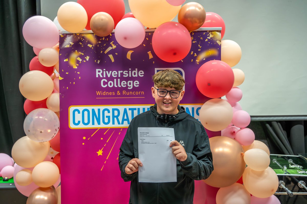 Riverside College tweet media
