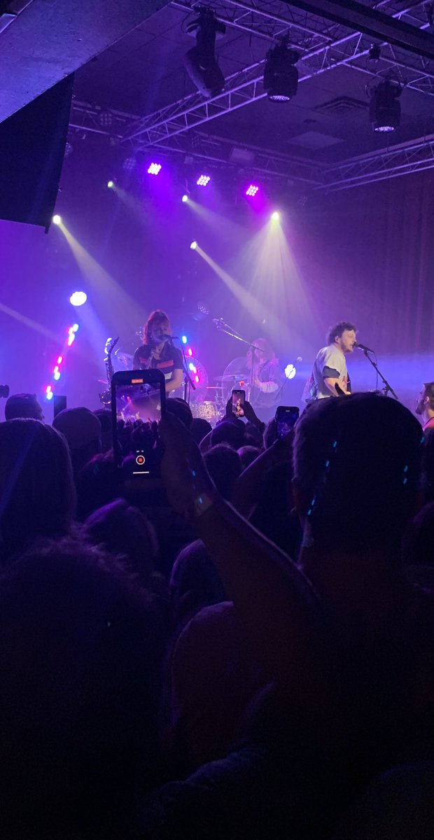 MrsHektner27's tweet photo. ❤️‍🔥🎸🎷🎶🎵#Bilmuri https://t.co/L00KQB6sko