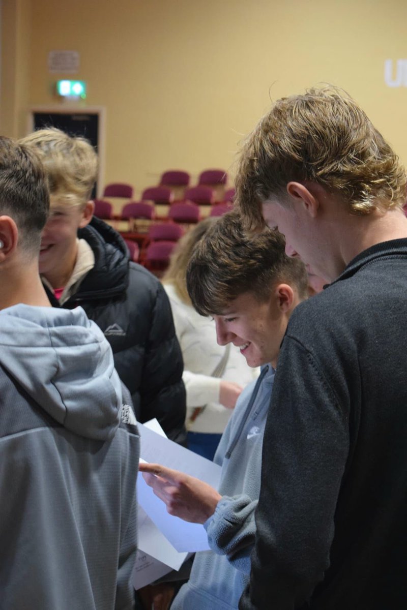 Elfed High School tweet media