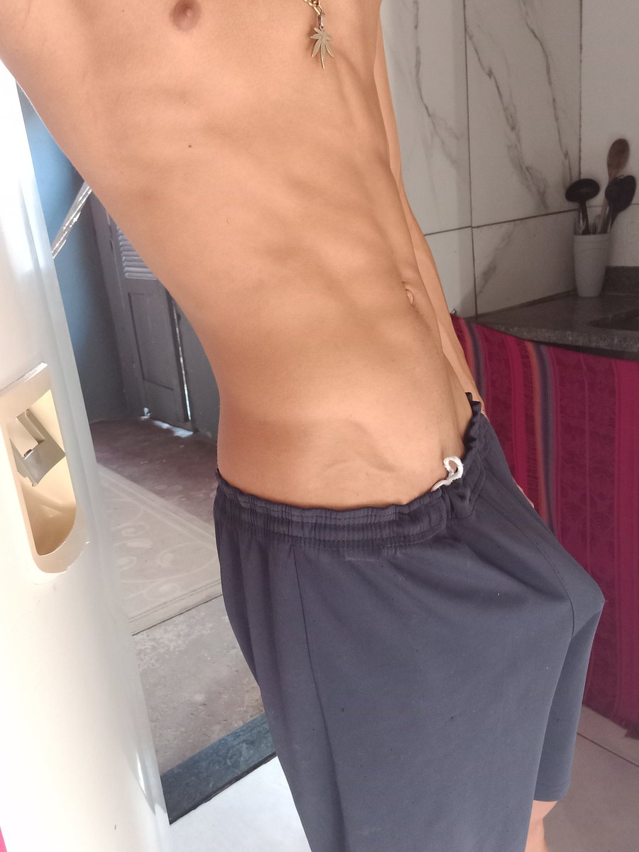 021melahell's tweet image. Bom dia 🥰