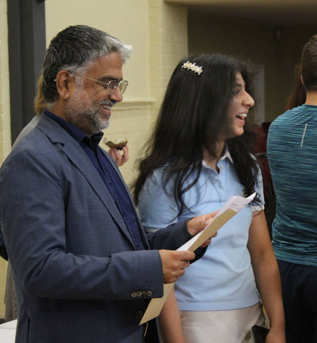 Lots of smiles this morning as our girls saw their hard work pay off. Gowri (4x8, 6x7), Izabele (10x9), Kate (7x9, 3x8) and Simran (7x9, 3x8) are looking forward to returning to Queen's for Sixth Form in a couple of weeks! 😍 👏 #GCSEResults #Exams #HardWorkPaysOff #SixthForm #Qu