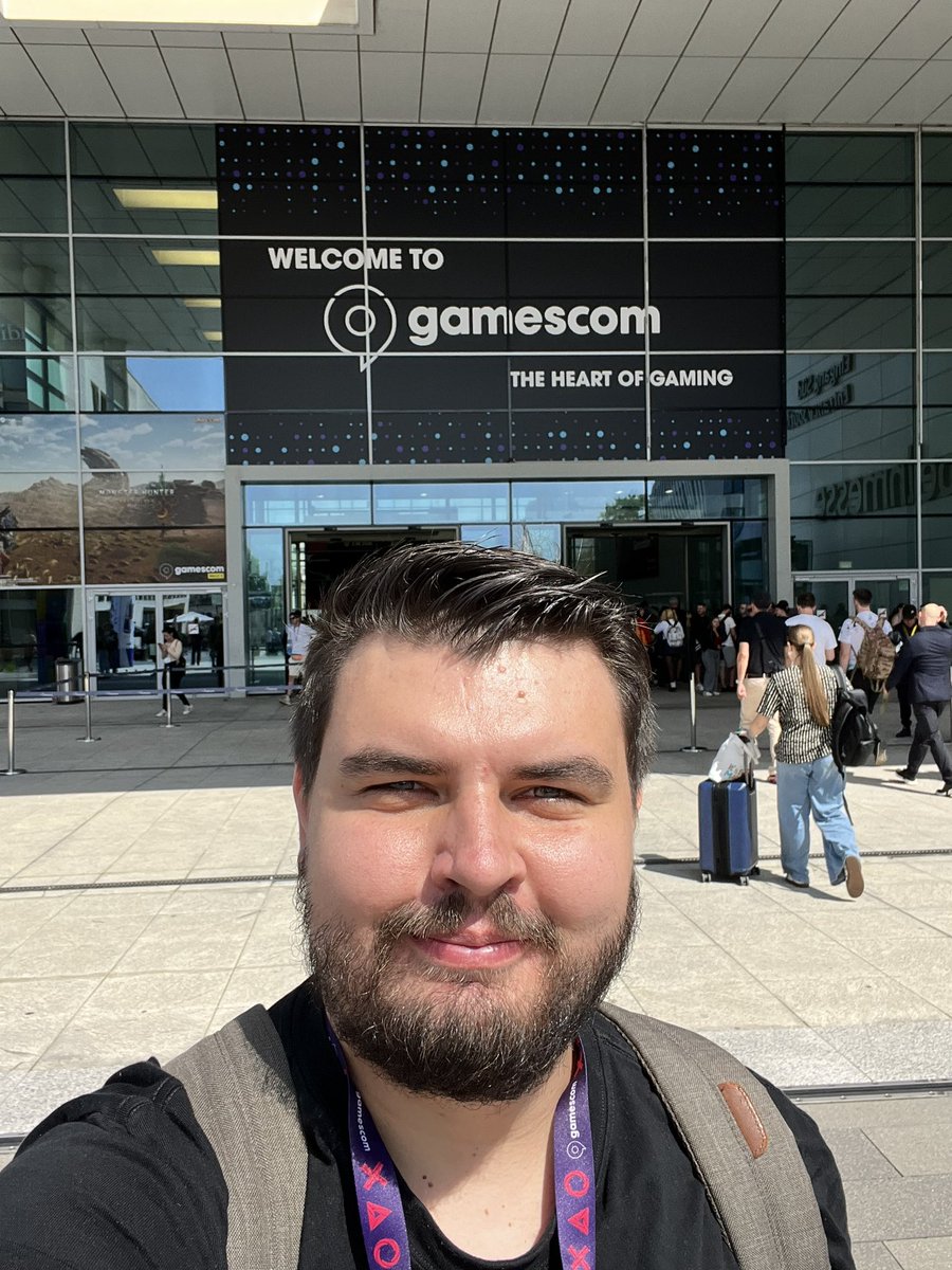Bin auf der <a href="/gamescom/">gamescom</a>. Say hi 👋 open for coffee ☕️ #gamescom2024