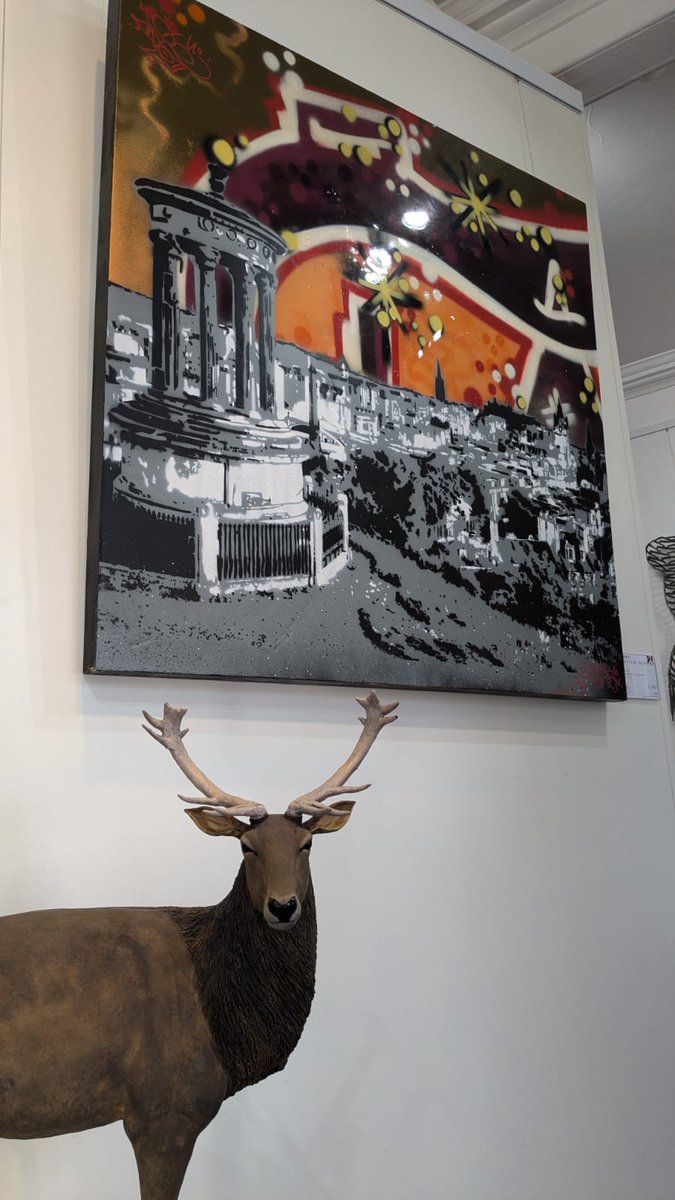 🌅 Discover the undeniable beauty of Scotland, where breathtaking landscapes meet the vibrant pulse of city life! 🏞️

Nick Potter and Sleek share centre stage in the gallery.

Share your favourite Scottish moments and tag us to join the conversation.