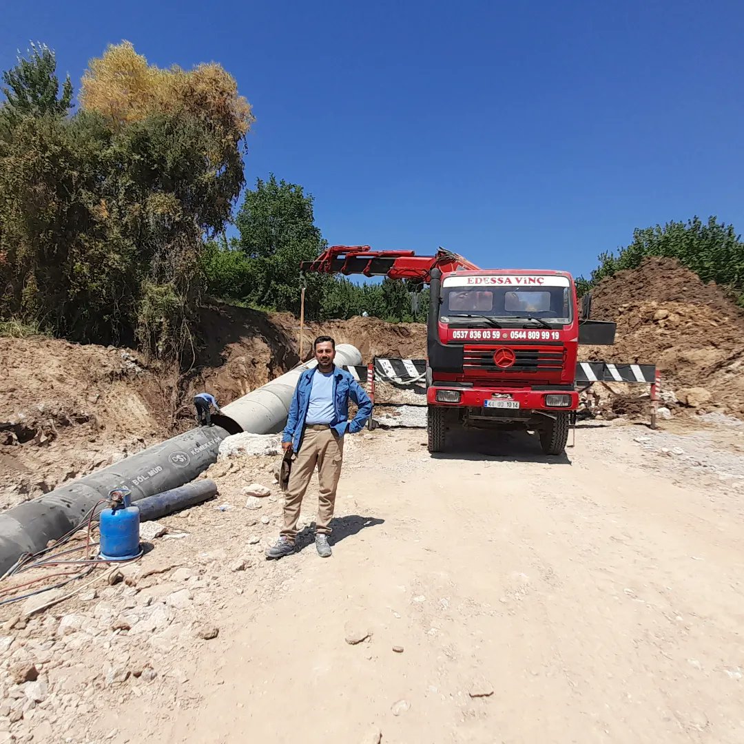# Dsi deprem bölgesi iyileştirme çalışmaları kapsamında 2m çaplı Çelik Boru döşenmesi sifon çalışması #Malatya ya hayırlı olsun.