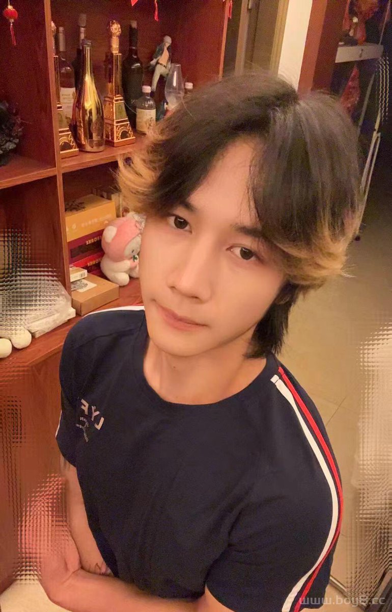 markmaster111's tweet photo. 可爱弟弟 广州 深圳等你来探 https://t.co/pzA88PLBKZ