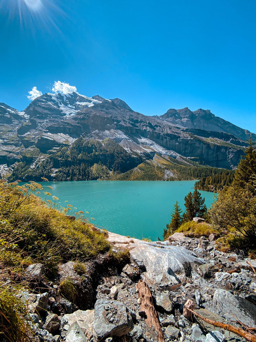 SG_Tygre's tweet photo. La Randonnée au Lac de Oeschinen en Suisse est à faire absolument 1 fois dans sa vie !

📸⛰️🇨🇭 https://t.co/b3lfJ8sTYO