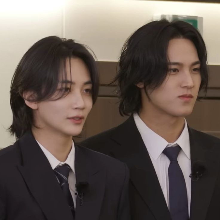 장발커플... 좋앗지...