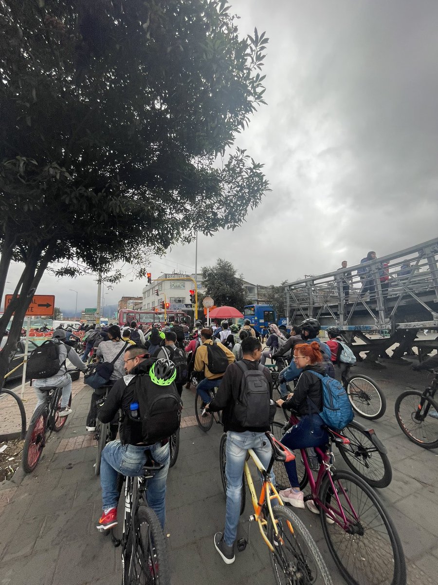 Sur de Bogotá, un día cualquiera, 6 am.