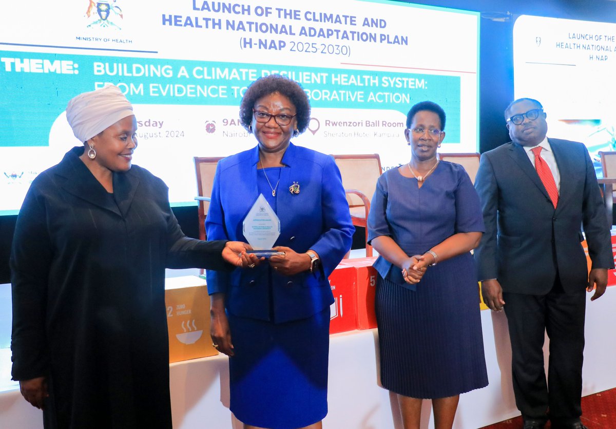 Makerere University School of Public Health (@maksph) on Twitter photo <a href="/MakSPH/">Makerere University School of Public Health</a> received an appreciation award today from <a href="/MinofHealthUG/">Ministry of Health- Uganda</a> for its contributions to building a climate-resilient system in Uganda. Rt. Hon. <a href="/Rukianakadama/">Rt Hon Rukia Nakadama 3rd Deputy Prime Minister</a>, 3rd D/Prime Minister, presented the award to <a href="/RhodaWanyenze/">Rhoda Wanyenze</a> for MakSPH's technical support in developing the #HNAPUG. <a href="/MakSPH/">Makerere University School of Public Health</a> received an appreciation award today from <a href="/MinofHealthUG/">Ministry of Health- Uganda</a> for its contributions to building a climate-resilient system in Uganda. Rt. Hon. <a href="/Rukianakadama/">Rt Hon Rukia Nakadama 3rd Deputy Prime Minister</a>, 3rd D/Prime Minister, presented the award to <a href="/RhodaWanyenze/">Rhoda Wanyenze</a> for MakSPH's technical support in developing the #HNAPUG.