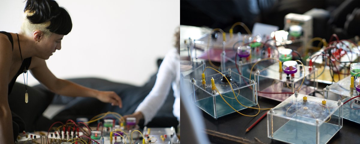 EasternBlocMtl's tweet photo. Have you been to any of our workshops? 🛠️ We’ve given workshops on sound creation, analog video, microscopic photography, 3D animation, visual music, and more! 🪚🔬🎥🎤  What workshops would you like to see in our program this year? 🎹🎨🦾🖥️ #TBThursday https://t.co/uCgQ1p4sZq