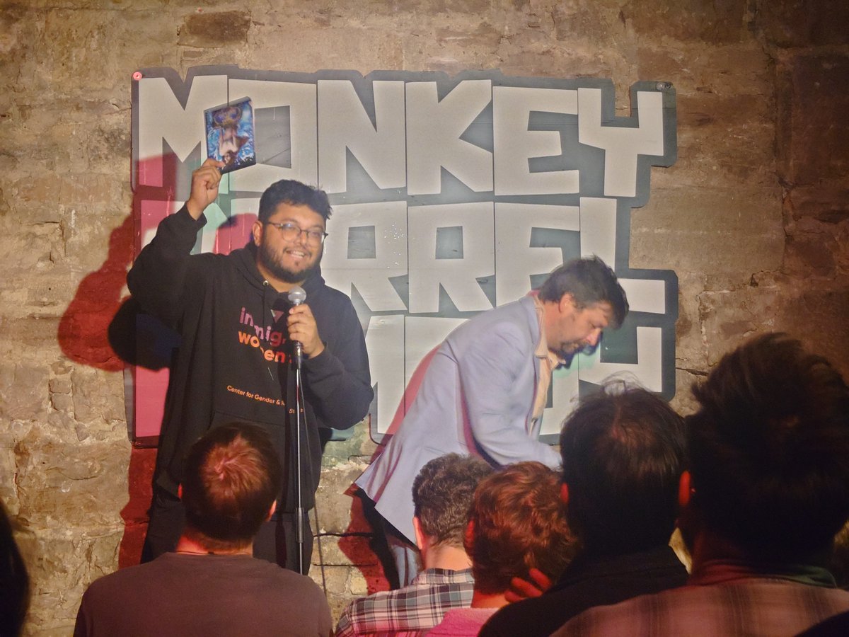 AltComMemSoc's tweet photo. In the last section of Wednesday's #ACMS you saw, and should see more of:
😻 @MrSidSingh award a @turlygod DVD to an audient
👠 Basement Child Rob @BrothersDuncan
🎩 @thatbaldyfella
🐋 @TimmyBoothy
🇨🇦 @zoebrownstone
🗯️ The Student Reviewer (@AlexyBennett) https://t.co/GU0SfhQCfN