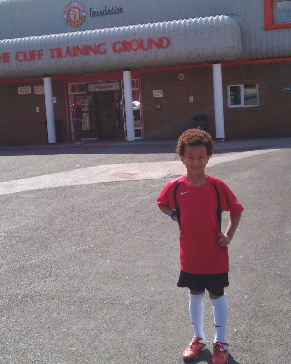 MUFCScoop's tweet image. Maxi Oyedele Ig: “My time at Manchester United has finally come to end. I want to say thank you to the only club I’ve ever known. Honoured to say I’ve been at the club for 12 years and had some unbelievable experiences with some amazing teammates. Thank you to all the coaches,…