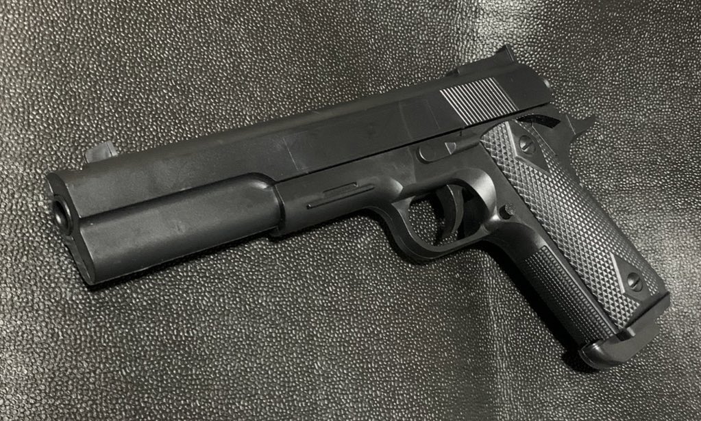 サーティーン風 銃 楽天市場】【新型】ハンドガン風おもちゃ グロック スライド