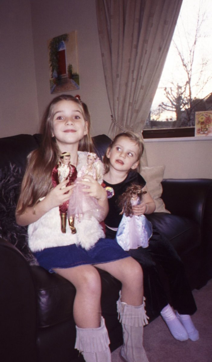 Helen Tate tweet media