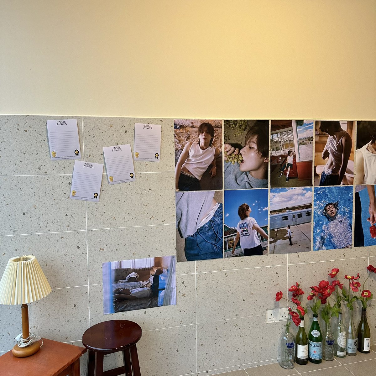 Taemate_MY's tweet photo. TAEMIN Ephemeral Gaze Pre-Concert Cafe Event🇲🇾

💌23rd Aug - 1st Sep , 12:00-18:00
📍 TINYBAKER (21-2, Jalan PJU 5/3.)
MRT SURIAN STATION

*this event will be WALK-IN based, first come first serve.
*must purchase TAEMIN SET in order to get a full set of freebies.( Tattoo Sticker x1 / Taemari Sticker x1 / Photo Card x1 / Taemari Hair Clip x1 )
*with any purchase, you’ll receive an envelope for a note that we will collect & deliver to TAEMIN.
*you can also add on purchase our exclusive fan merchandise Taemari Series Pop Sockets in our store.

* keep in mind to refrain from touching or taking any decorations from the venue. Thank you 🫶🏻

@TAEMIN_BPM @TAEMIN_STAFF 
#TAEMATE_MY #TaeminPreConcertParty #TAEMIN_WORLD_TOUR 
#EphemeralGazelnKualaLumpur #TAEMate #Ephemeral_Gaze 
#TAEMinMYGaze #TAEMINinKL #TAEMINinMY