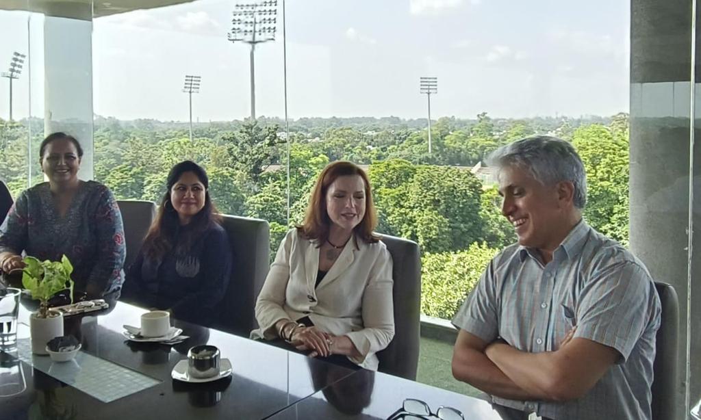 SchoolEduChd's tweet image. International Collaborations help our students and teachers to bring change to the classrooms. Ms. Gloria Berbena Minister counselor from @StateDept met Director School Education Sh. @HPSBRAR to acknowledge his support for @TESOL_Assn training for teachers and #AccessProgram for