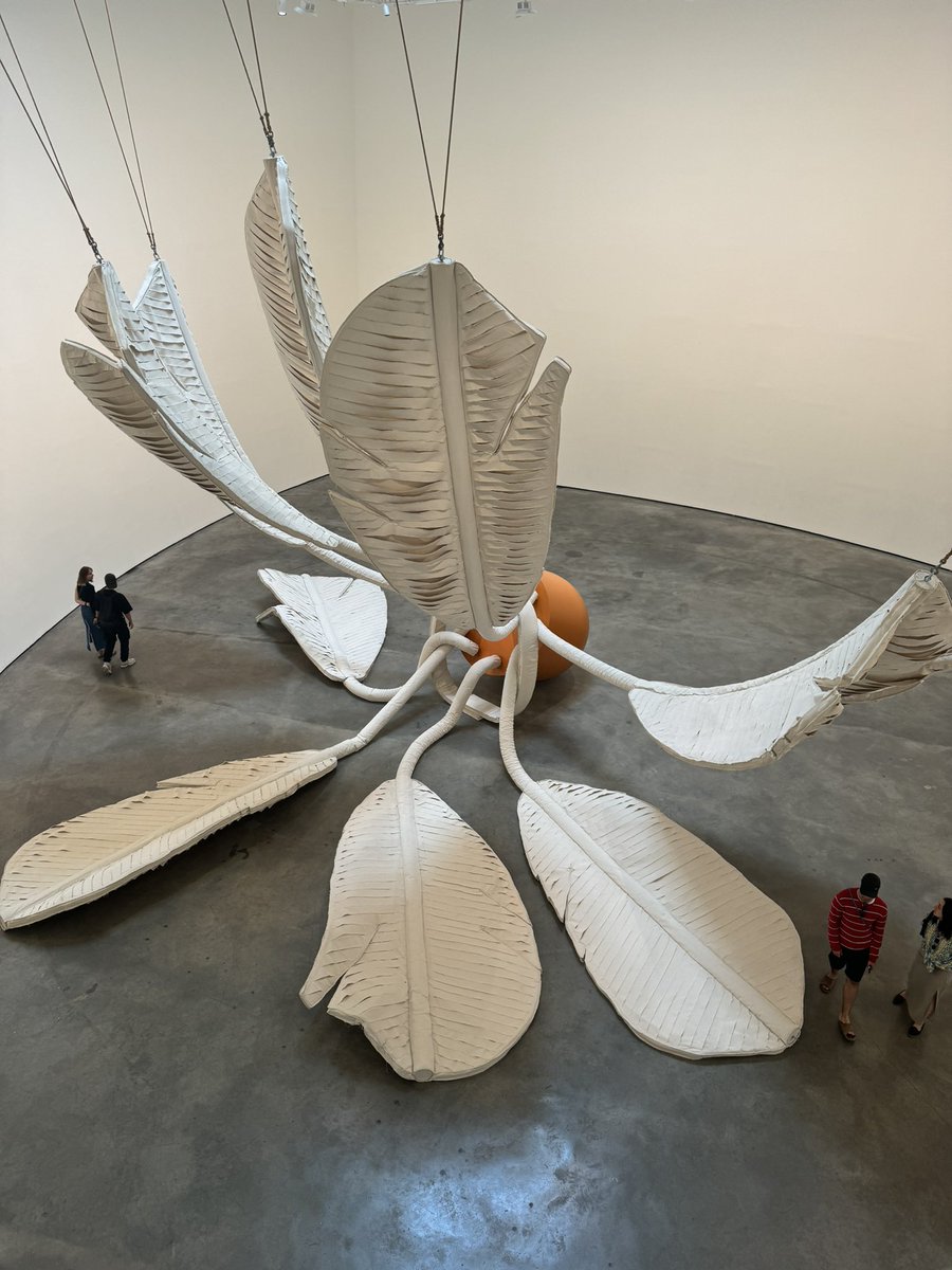UgaitzCrespo's tweet photo. Que #Bilbao es la ciudad de la cultura y el arte de Euskadi es indiscutible. 

Da gusto visitar las galerías y exposiciones que hay por toda la ciudad, de lo mejorcito que tenemos en España. https://t.co/8JIXoD24mm
