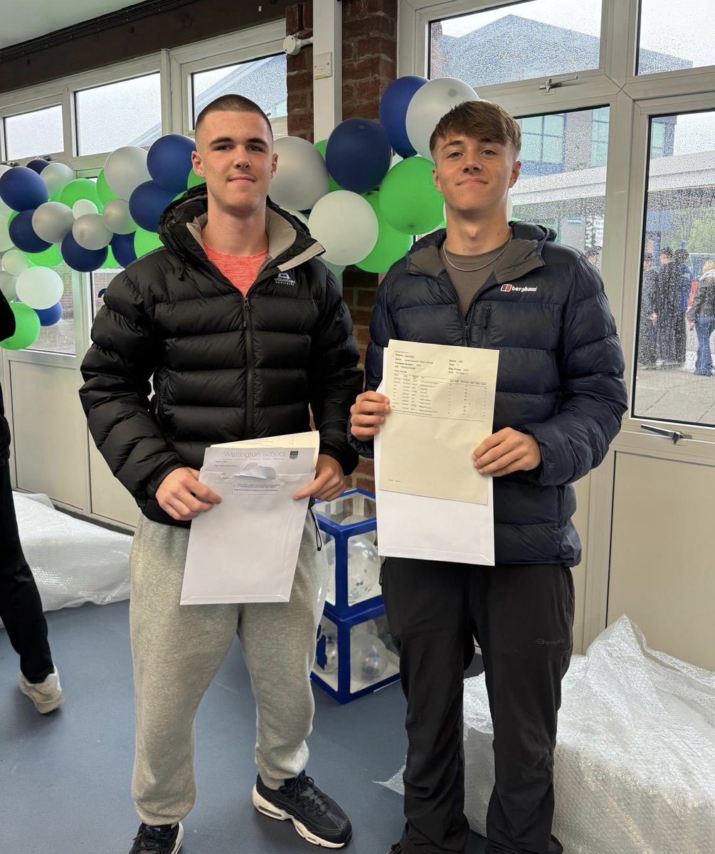 altrinchamtoday's tweet photo. GCSE RESULTS: Congratulations to the pupils of Wellington School in Timperley, who have achieved the school’s best ever GCSE results 👏

@WellyTimp https://t.co/V7lQC2x0qB
