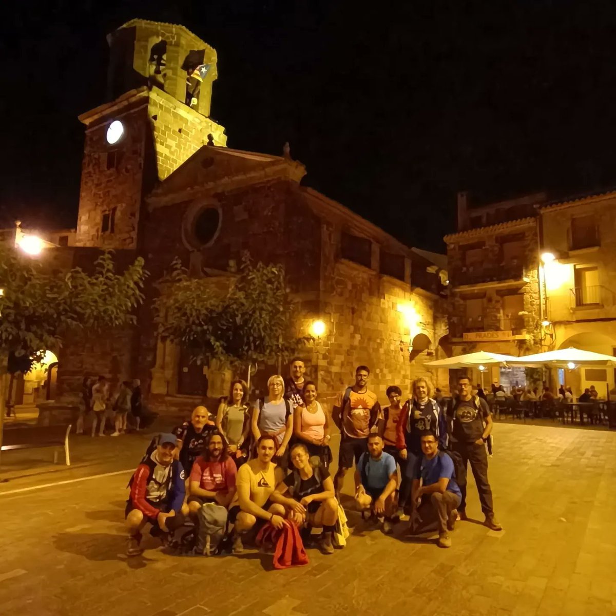 SkadiTreks's tweet photo. Fotos de la nocturna que vam fer fa uns dies a Prades per gaudir d'un itinerari fàcil, una mica més a la fresca i poder veure la pluja d'estels amb alguna que altra llàgrima de Sant Llorenç en una nit molt estrellada!!

➡️ Gaudeix - Aprèn - Descobreix - Deixa't guiar ⬅️ https://t.co/3EbEGsqiZX