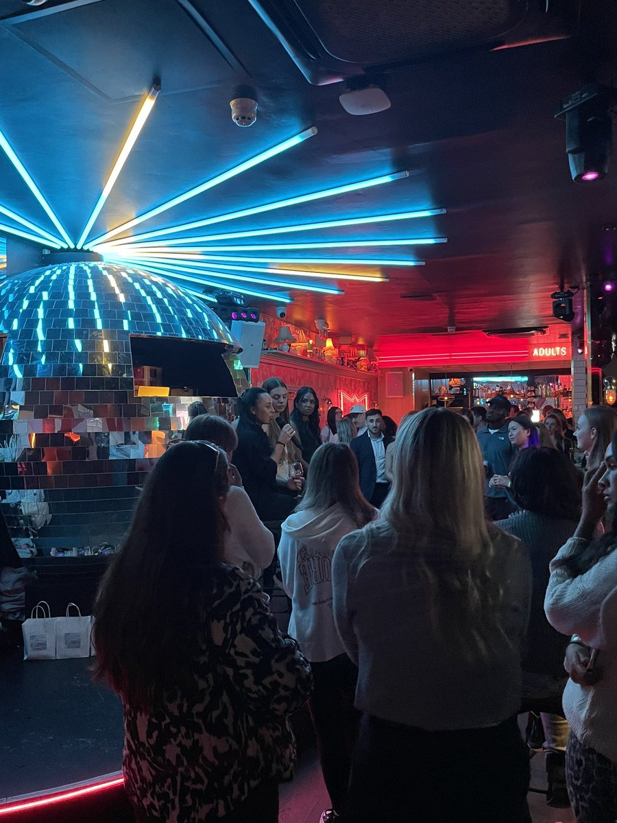 GiftChemical's tweet photo. We had a blast yesterday at the @SoCulturedPod launch party surrounded by STEM lovers! https://t.co/ECHdmJOoKT