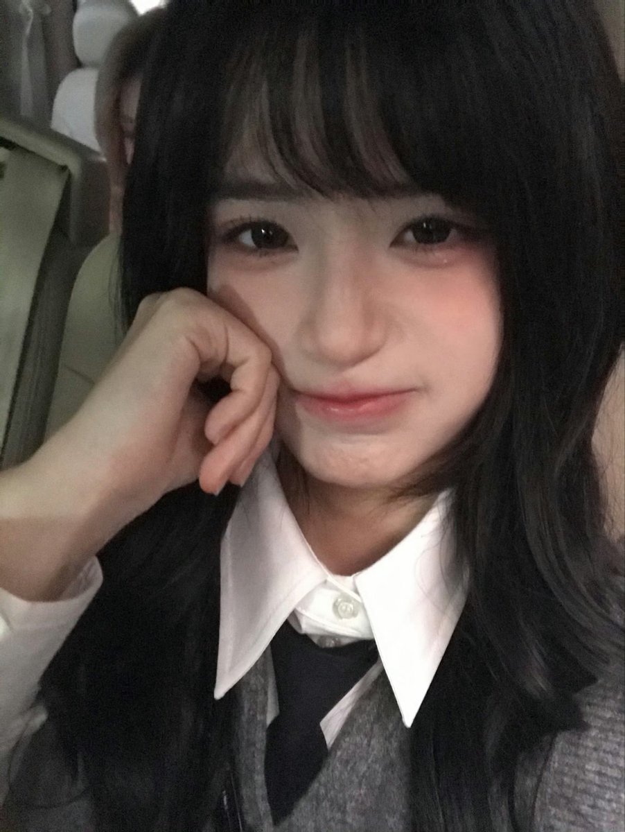 lsq528's tweet photo. 240822 린슈칭 웨이보 ♡
(3/9)

🖤🤍🖤언제 나랑 놀러 올 거야? 

#SNH48 #린슈칭 #林舒晴 #LinShuqing https://t.co/WwAAZ3398r