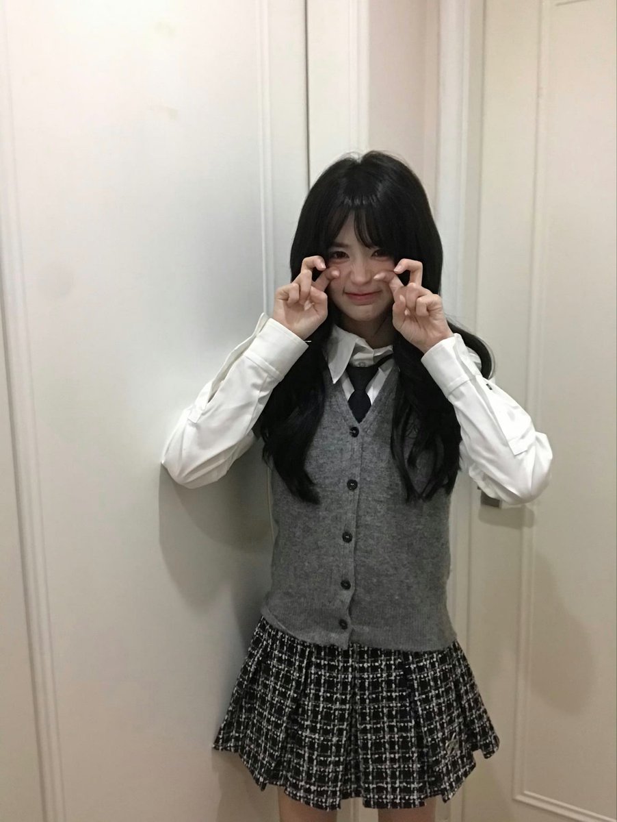 lsq528's tweet photo. 240822 린슈칭 웨이보 ♡
(9/9)

#SNH48 #린슈칭 #林舒晴 #LinShuqing https://t.co/pvOQvxDZxN