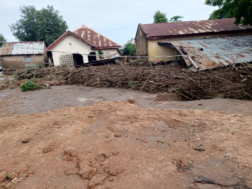 fourcinigeria's tweet photo. Raises Alarm: Severe Flooding Devastates Madagali/Michika LGA, Adamawa State
#ClimateAction #AdamawaFloods #FOURCi https://t.co/sVSJLn3oCS