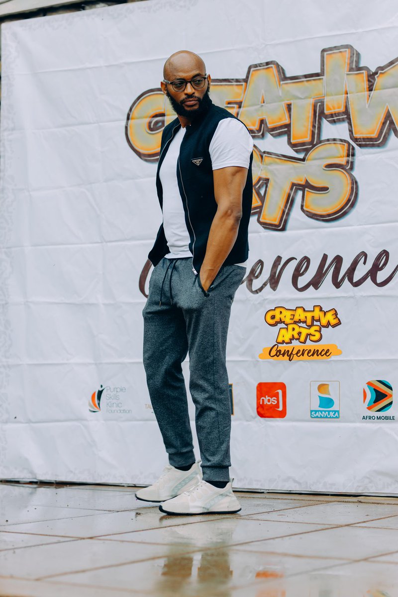 CreativesEduc's tweet photo. “One of the prerequisites for one to successful in the Creative world is believing in oneself and having Connections both local and international.” -@kwezirico a Film Actor.

#CreativeArtsEducation 

Cc: @talentwalls2 &amp; @SkillsKlinic https://t.co/ZuEEns4hhb