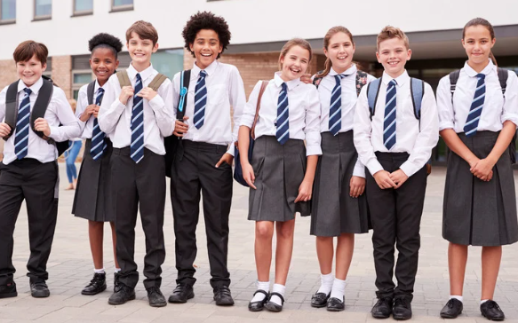 jmf1722's tweet photo. SCHOOL UNIFORM

The new school term is fast approaching. If you are struggling to afford new uniform, please get in touch to see if we can help. https://t.co/xM7lD9PifO