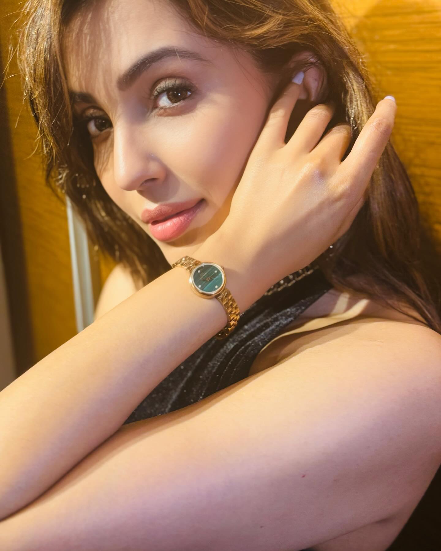 GVljCb8bgAE4st6?format=jpg&name=large