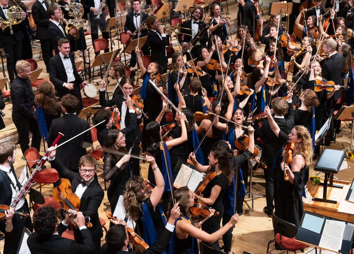 Last night, 21 August; last night of the #euyosummertour2024. Thank you <a href="/NosedaG/">Gianandrea Noseda</a> , #NicolasAltstaedt, #YoungEuroClassic, <a href="/ARTEde/">ARTE</a> , #euyomusicians. We'll 𝗻𝗲𝘃𝗲𝗿 𝘀𝘁𝗼𝗽 𝘁𝗵𝗲 𝗺𝘂𝘀𝗶𝗰!

As 𝗰𝘂𝗹𝘁𝘂𝗿𝗮𝗹 𝗮𝗺𝗯𝗮𝘀𝘀𝗮𝗱𝗼𝗿𝘀 𝗳𝗼𝗿 𝘁𝗵𝗲 𝗘𝘂𝗿𝗼𝗽𝗲𝗮𝗻 𝗨𝗻𝗶𝗼𝗻,