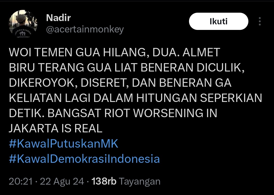 hanIogys's tweet image. kami menuntut pihak kepolisian yang bertugas hari ini &amp;amp; melakukan aksi kekerasan terhadap mahasiswa kemudian ada yang diculik juga smpai saat ini tidak ada informasi dimana mahasiswa tersebut. KEMBALIKAN MEREKA SEGERAA!!

#KawalPutusanMK
#TolakPilkadaAkal2an 
#TolakPolitikDinasti