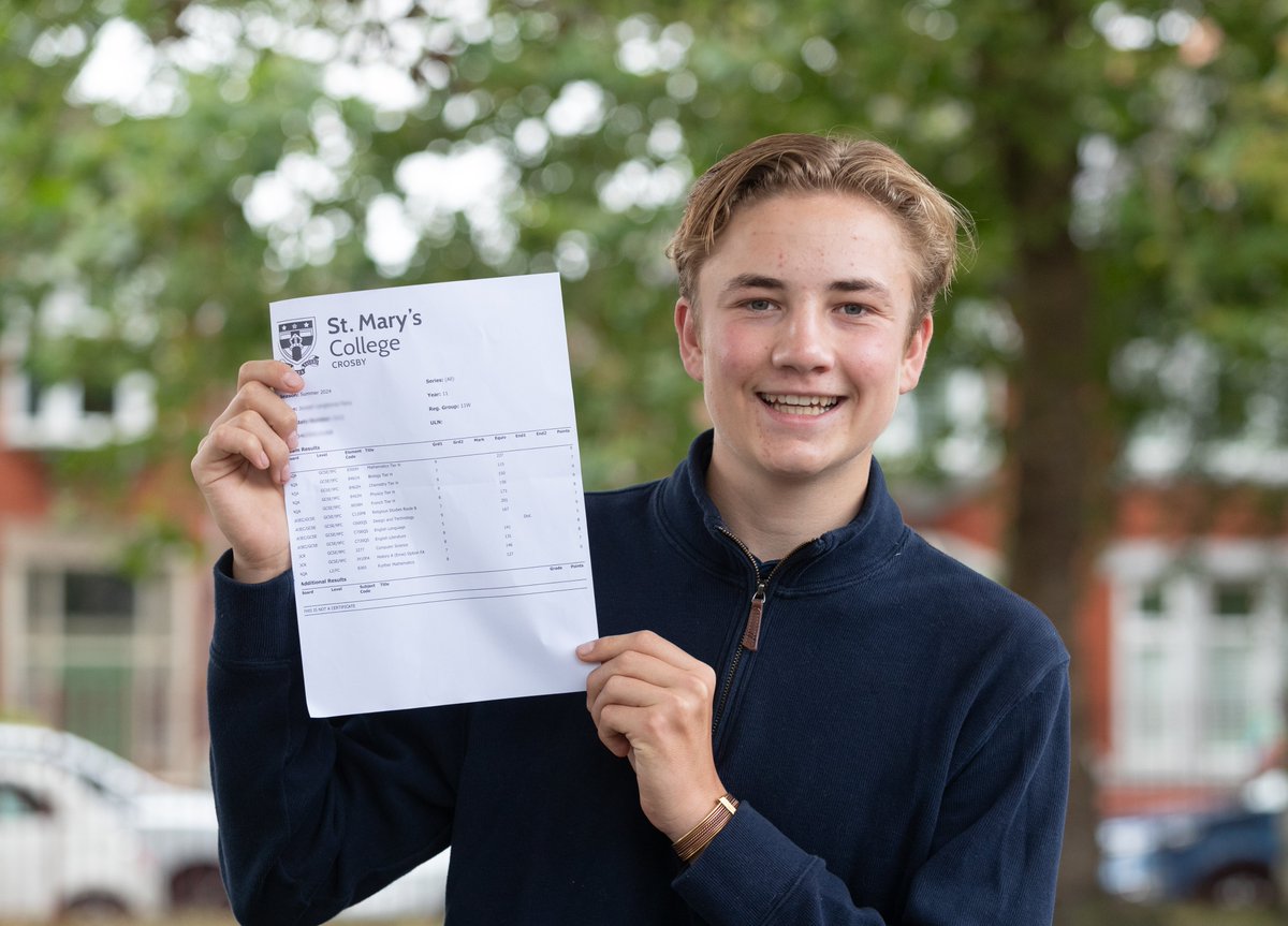 stmarys_college's tweet photo. Star performer - Joseph Parry, aged 16 from Southport, achieved 12 GCSEs including four at the highest possible grade 9. 🌟
#proud #starperformer #topgrades #gcse #success #gcseresults #gcseresults2024 #gcseresultsday2024 #resultsday2024 #gcses #crosby https://t.co/GQt7R0D9qp