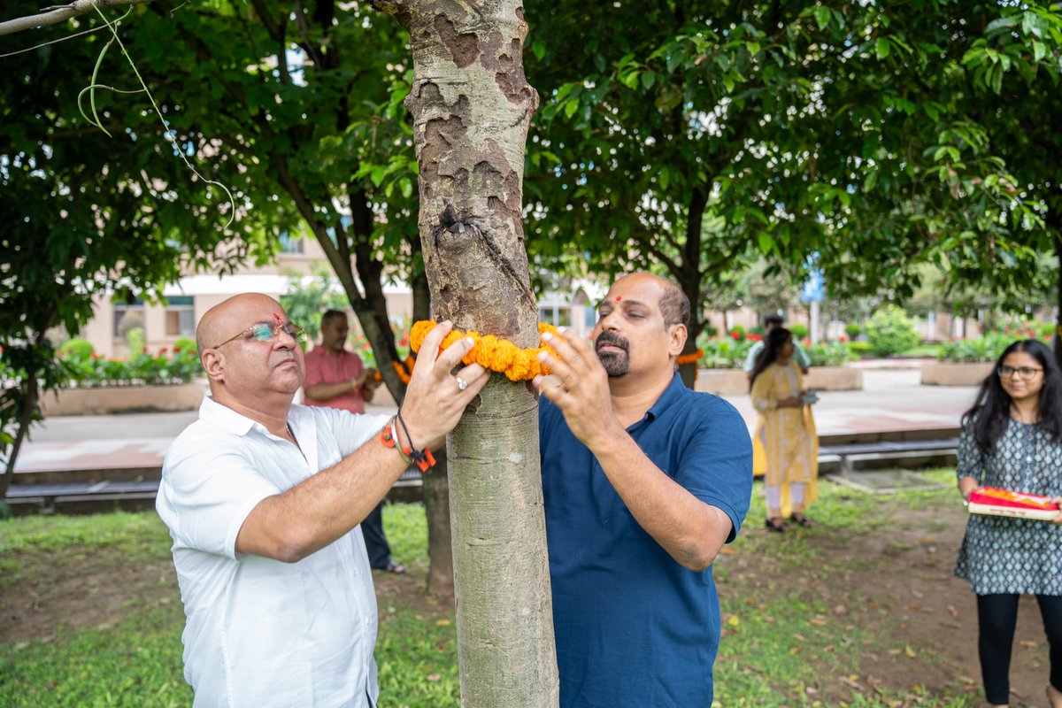 XLRIJamshedpur's tweet photo. XLRI Jamshedpur organized Vrikshabandhan event on 19th August 2024, on account of Raksha Bandhan.
In addition to tying rakhis, more than 65 plants were adopted, highlighting XLRI community’s strong commitment to conservation.
#XLRI #XLRIjamshedpur #75YearsOfXL #RakshaBandhan https://t.co/Q2QCsLdBOB
